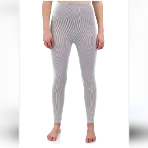 Good American Pants - Sale!! 🩶Good american ribbed leggings